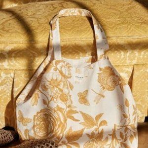 Sezane Bags - SÉZANE floral tote bag Sezane Bags - SÉZANE floral tote bag